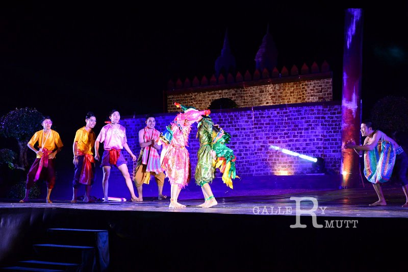 20151125-Loy Kratong_107.JPG
